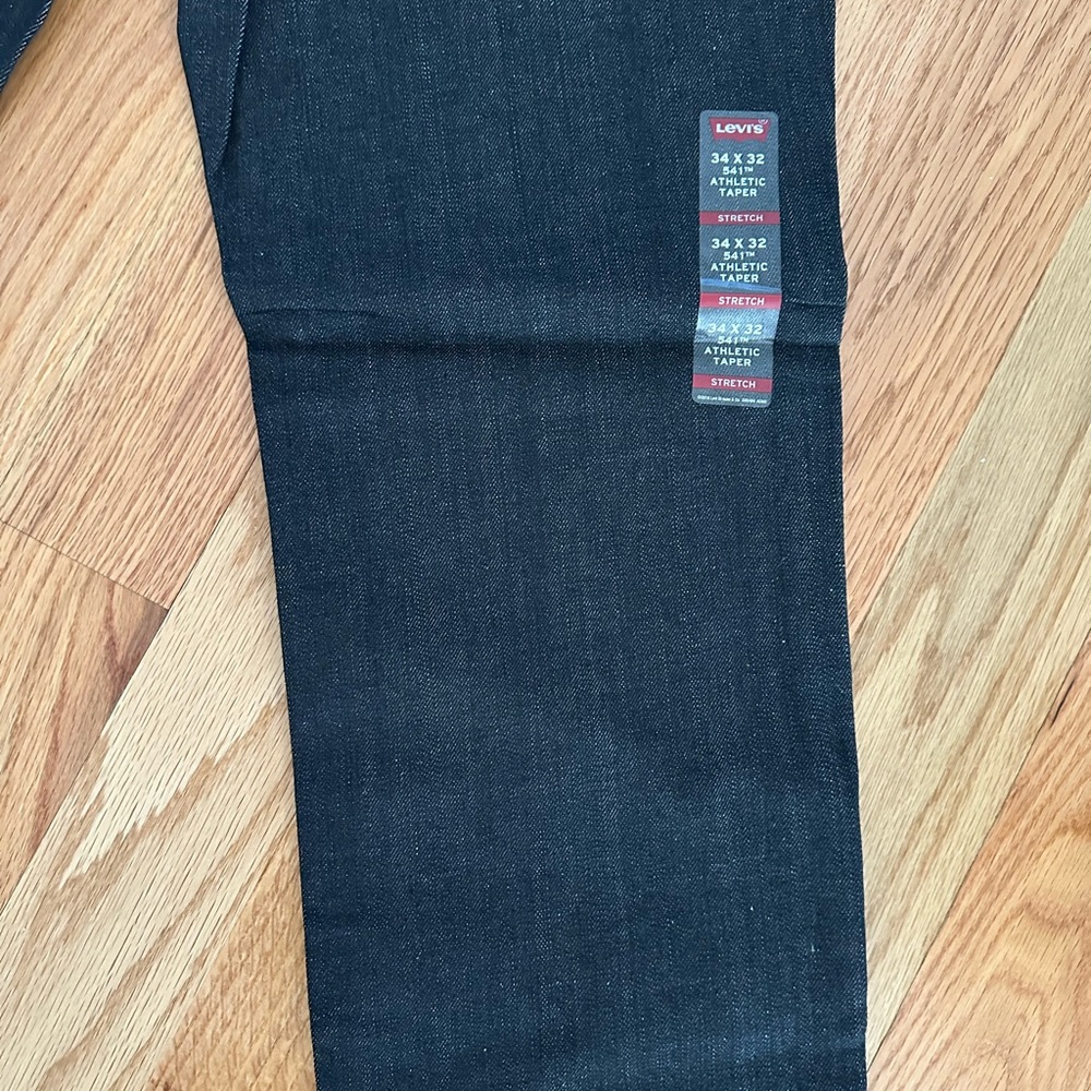 🎉HP🎉 NWT Levi’s 541 Athletic Fit Jeans - Picture 5 of 6